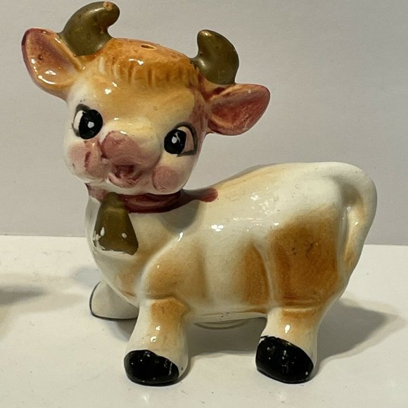 Vintage 1950's Ceramic Salt & Pepper Shakers Cow anthropomorphic japan - Picture 4 of 10